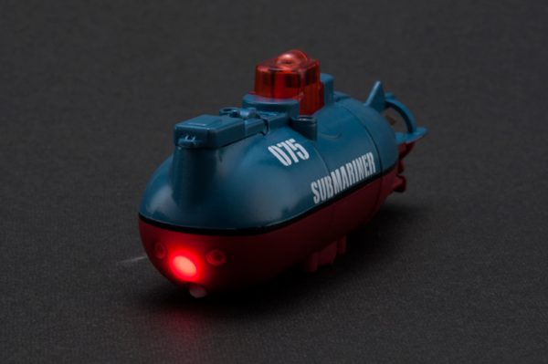WOOW. So. So. Mini RC Submarine. (If you have a Fish-tank, you real need this Micro Submarine Toy for your Aquarium, Captain)