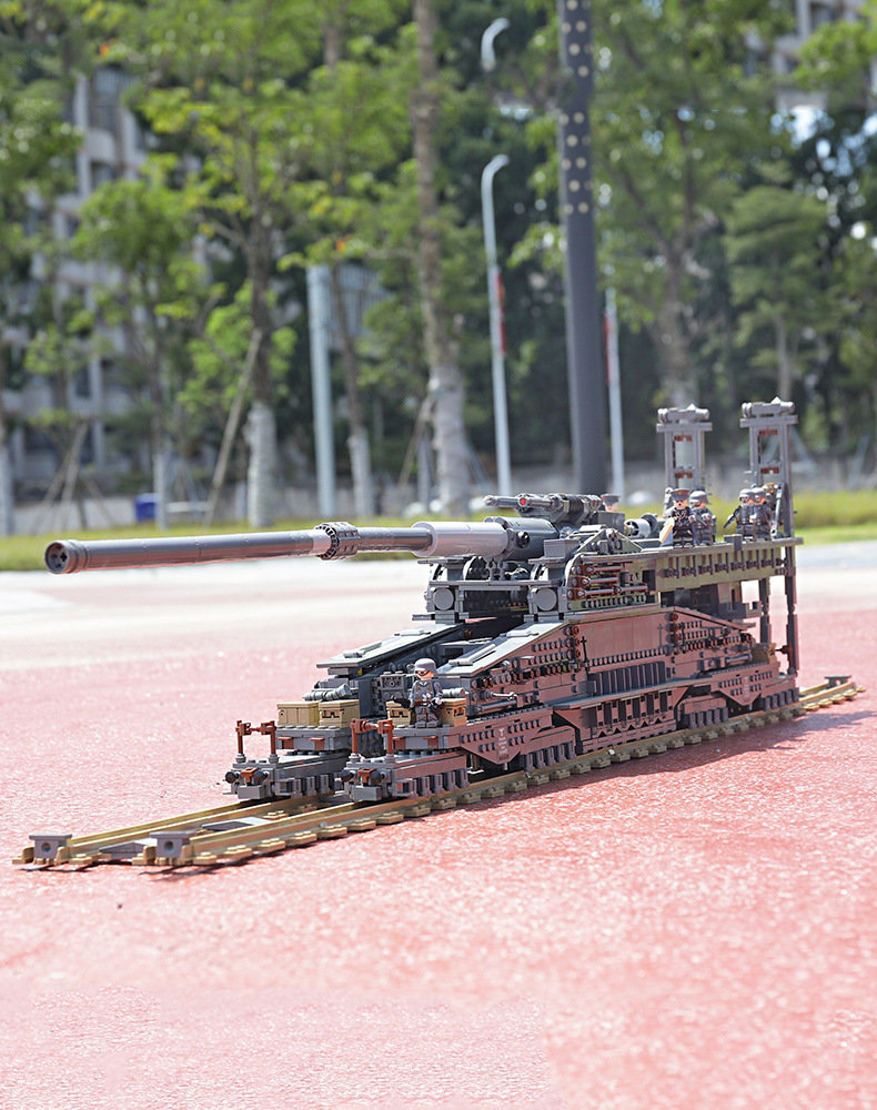 It's not LEGO:KAZI German 80cm k(e) Railway Gun DORA Review 