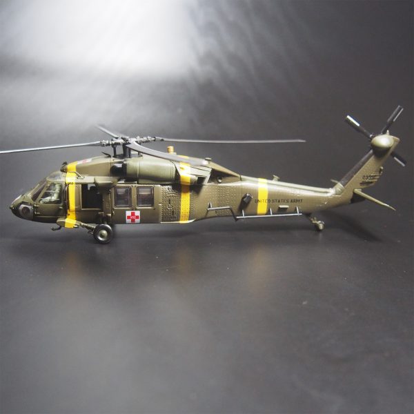 1/72 Scale Diecast Model Helicopter, Sikorsky S-70 Army UH-60 Black Hawk (Blackhawk) Medical Evacuation Helicopter, Full Metal Helicopter Scale Model