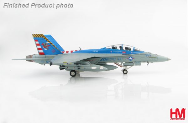 Hobby Master Collector 1/72 Air Power HA5112 U.S. Navy Boeing F/A-18F Super Hornet Carrier-Based Multirole Fighter, 165801, VX-23 "Salty Dogs", Naval Air Station Patuxent River, 2016 (Military Airplanes Diecast Model, Pre built Aircraft Scale Model)