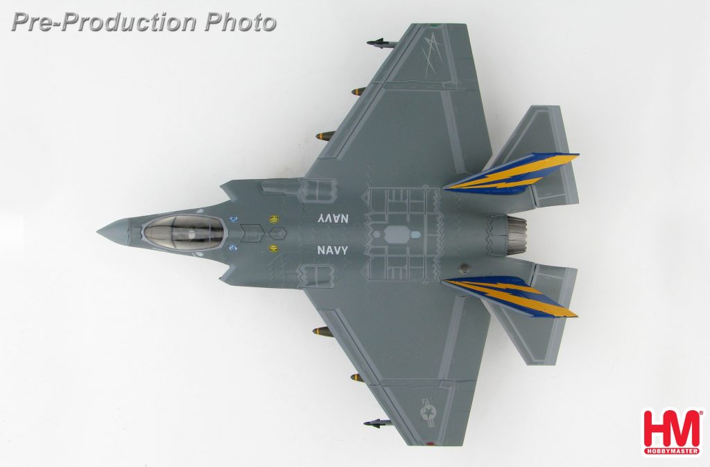 Hobby Master Collector 1/72 Air Power HA6202 U.S. Military Power Lockheed Martin F-35C Lightning II Carrier-Based Aircraft Stealth Multirole, Combat Fighter, CF-01, US Navy, 2012 (Military Airplanes Diecast Model, Pre built Aircraft Scale Model)