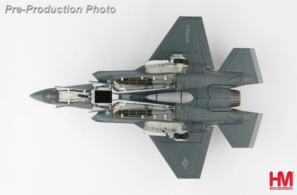 Hobby Master Collector 1/72 Air Power HA4608 U.S. Marine Corps Lockheed Martin F-35 Lightning II Stealth Multirole Combat Fighter, F-35B Short Take-Off and Vertical-Landing (STOVL), BF-05, Cdr. Nathan Gray, HMS Queen Elizabeth, 2018 (Military Airplanes Diecast Model, Pre built Aircraft Scale Model)