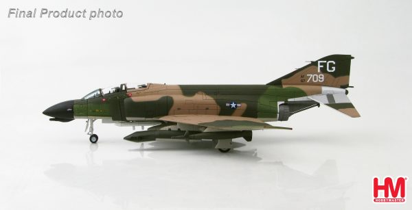 Hobby Master Collector 1/72 Air Power HA1949 McDonnell Douglas F-4D Phantom II USAF 433rd TFS, 8th TFW, #60-7709, Ubon RTAFB, Thailand. United States Air Force McDonnell Douglas F-4 Phantom II supersonic jet interceptor and fighter-bomber (Military Airplanes Diecast Model, Pre built Aircraft Scale Model)