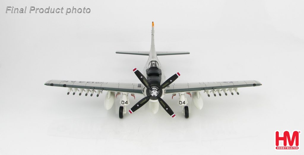 Hobby Master Collector 1/72 Air Power HA2913 Douglas A-1H Skyraider BuNo 142059 "Puff The Magic Dragon" VA-165 "Boomers" USS Intrepid, summer 1966. United States Navy Attack Aircraft (Military Airplanes Diecast Model, Pre built Aircraft Scale Model)