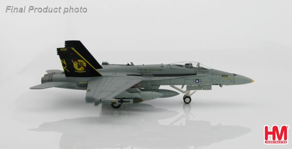Hobby Master Collector 1/72 Air Power HA3528 F/A-18C Hornet BuNo 164633 of VFA-25, USS Abraham Lincoln, Northern Arabian Gulf, April 2003. United States Navy McDonnell Douglas F/A-18 Hornet carrier-capable, multirole combat jet fighter (Military Airplanes Diecast Model, Pre built Aircraft Scale Model)