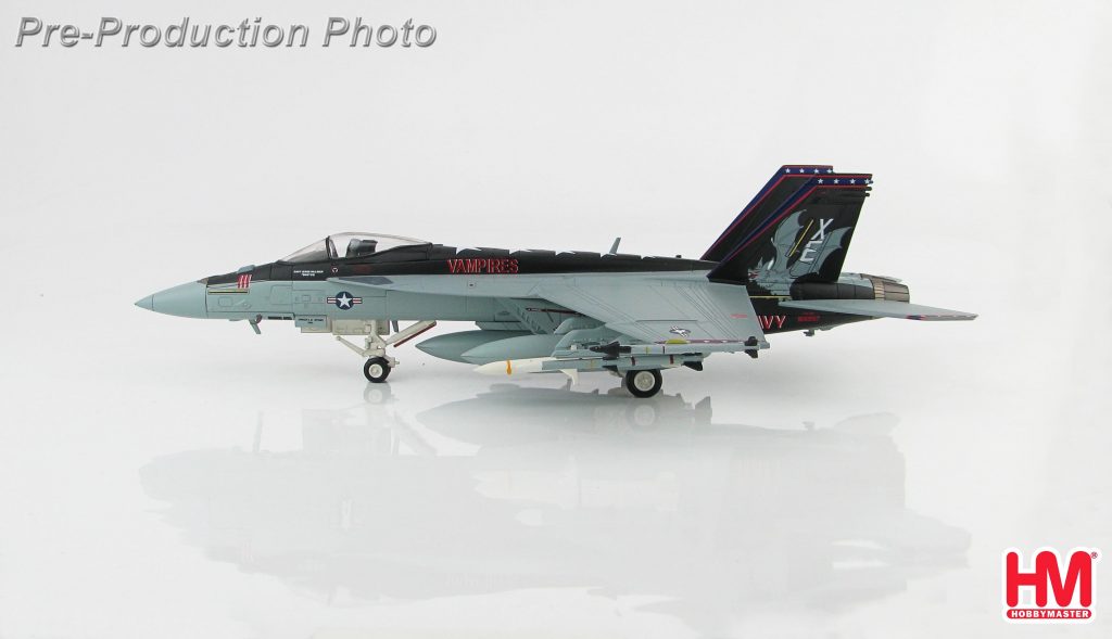 Hobby Master Collector 1/72 Air Power HA5109 F/A-18E Super Hornet 166957, VX-9 "Vampires", 2018, United States Navy Boeing F/A-18E Carrier-Based Multirole Combat Jet Fighter (Military Airplanes Diecast Model, Pre built Aircraft Scale Model)