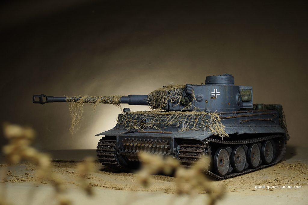 Heng Long 1/8 RC Tiger I Full Metal Version Tank BB. Ultimate RC Tiger tank in scale 1/8 in full metal design. Each model is unique! Manufactured and completely assembled ready to drive in the ultra-modern