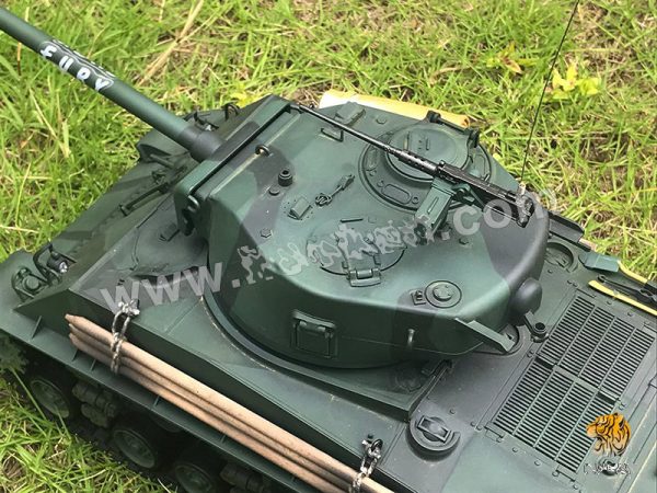 Not all the tank crews liked this new gun as it had a much more stronger muzzle blast which could reveal its location to enemy tanks and anti-tank units waiting in ambush in woods and behind hedgerows.