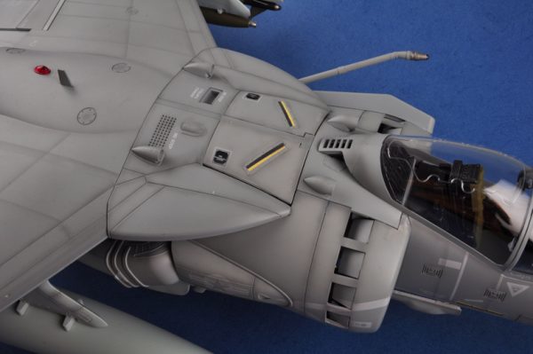 Merit International No. 60027 USMC AV-8B Harrier II Completed (Already Assembled) 1:18 Scale Model, (HOBBY BOSS AIRCRAFT 81804 Plastic Scale Model Kits McDonnell-Douglas AV-8B Harrier II Jet Fighter Aircraft Airplane Finished Model)