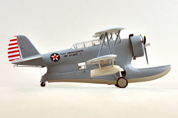 1/48 Scale Miniature Model, (Trumpeter & HobbyBoss) EasyModel 39323 Grumman J2F Duck Single-Engine Amphibious Biplane Completed Painted Weathered (Already Assembled & Finished Model) Scale Model, (Suitable for Collection & Collect, War Battlefield Diorama Scene, Exhibits, Decorations, Gift)