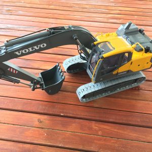 RC Hydraulic Digger, Fully Metal RC Bagger, Volvo EC160E Crawler Excavators, Remote Control Volvo Construction Equipment, 1/14 Scale RC Construction Vehicle Model
