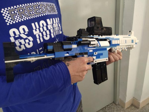 Ice Front Camouflage Working HK416-C Assault Rifle Building Block Gun, The Newest MOC Custom Idea of This Year, The Best Compatible Bricks Weapon Design, Step by Step DIY Assemble HK416-C Assault Rifle Building Block Parts To Build Real shooting Gun.