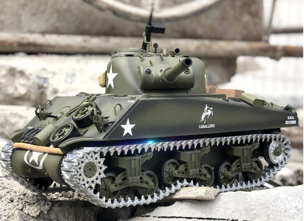 World War II United States M4 Sherman Medium Tank RC Toy, HL-3898-1 M4A2 / M4A3 RC Tank with Metal Parts