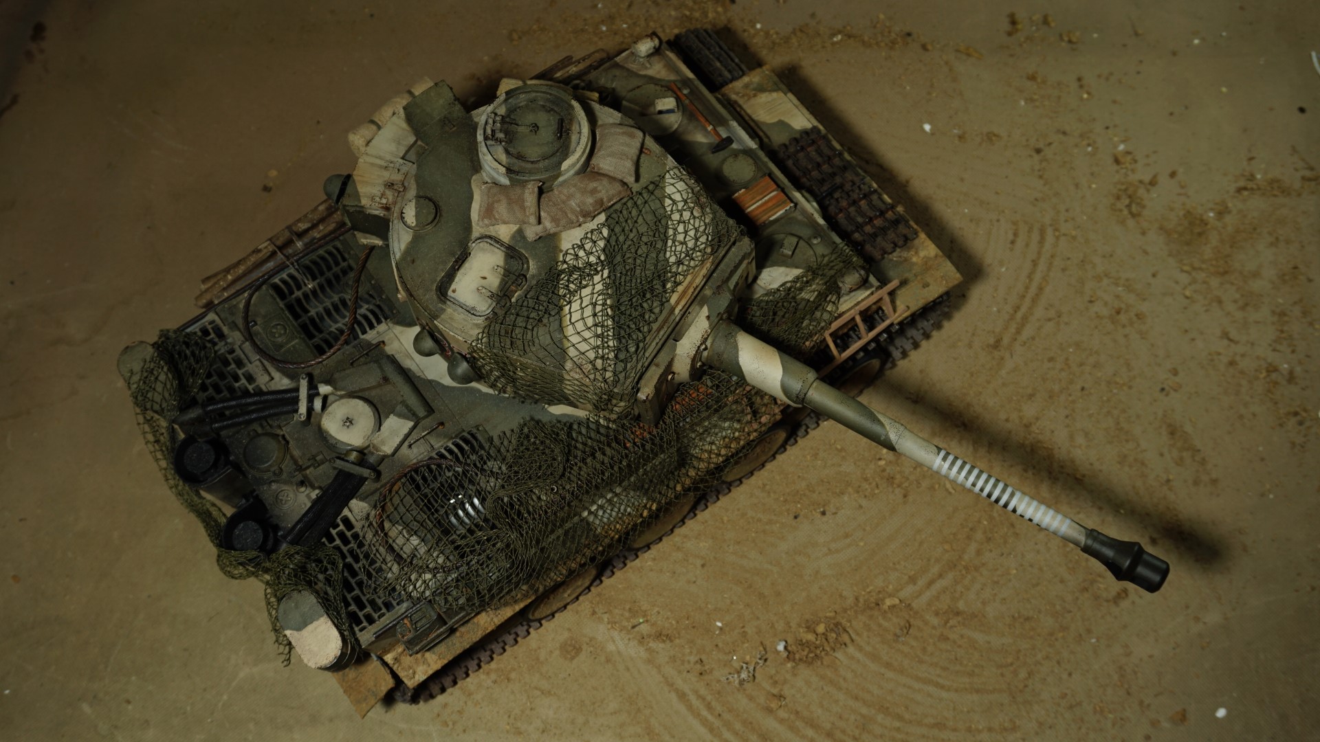 Tiger Tank 237 Diorama, Battlefield V The Last Tiger Custom Model Building, Tiger 1 RC Tank Model Painting, Tank Model Weathering