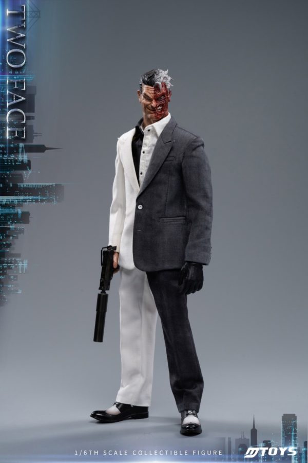 MTOYS MS013 1/6 DC Batman Comic Version Double-Headed Sculpture Two-Face Action Figure - Image 5